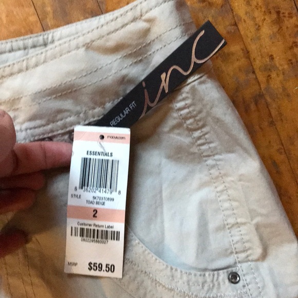 Capri pants - Picture 3 of 3